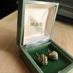 Vintage Heart Drop Earrings with Green MRC Jewelry Box Case